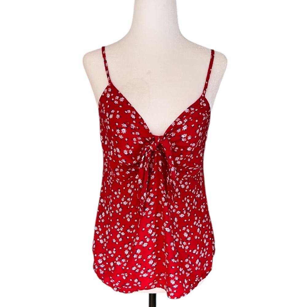 🌟3/$25 🌟ACTIVE USA SPAGHETTI  STRAPS TANK TOP